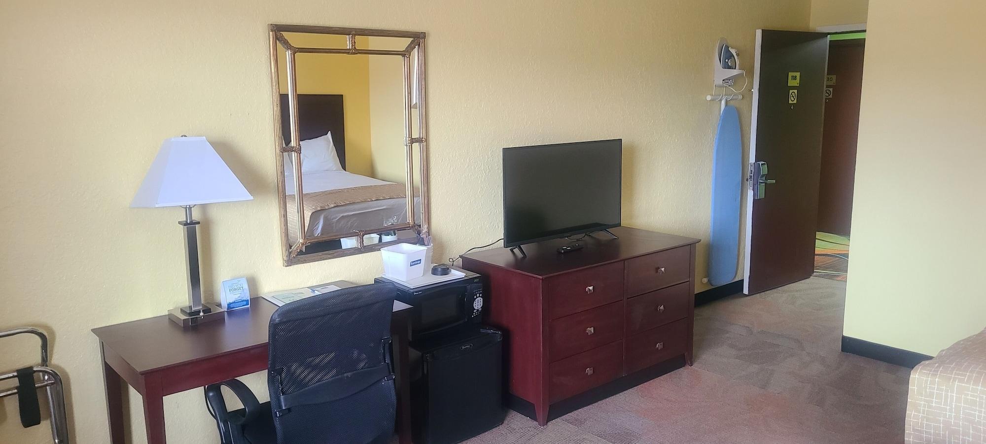 Travelodge By Wyndham Airport Platte City Екстериор снимка