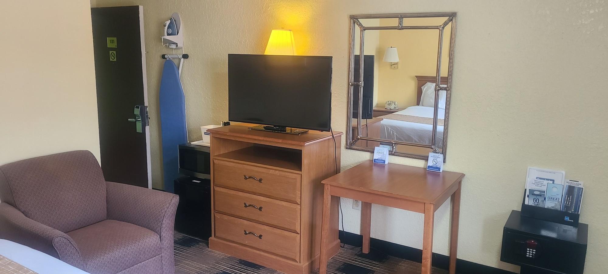 Travelodge By Wyndham Airport Platte City Екстериор снимка