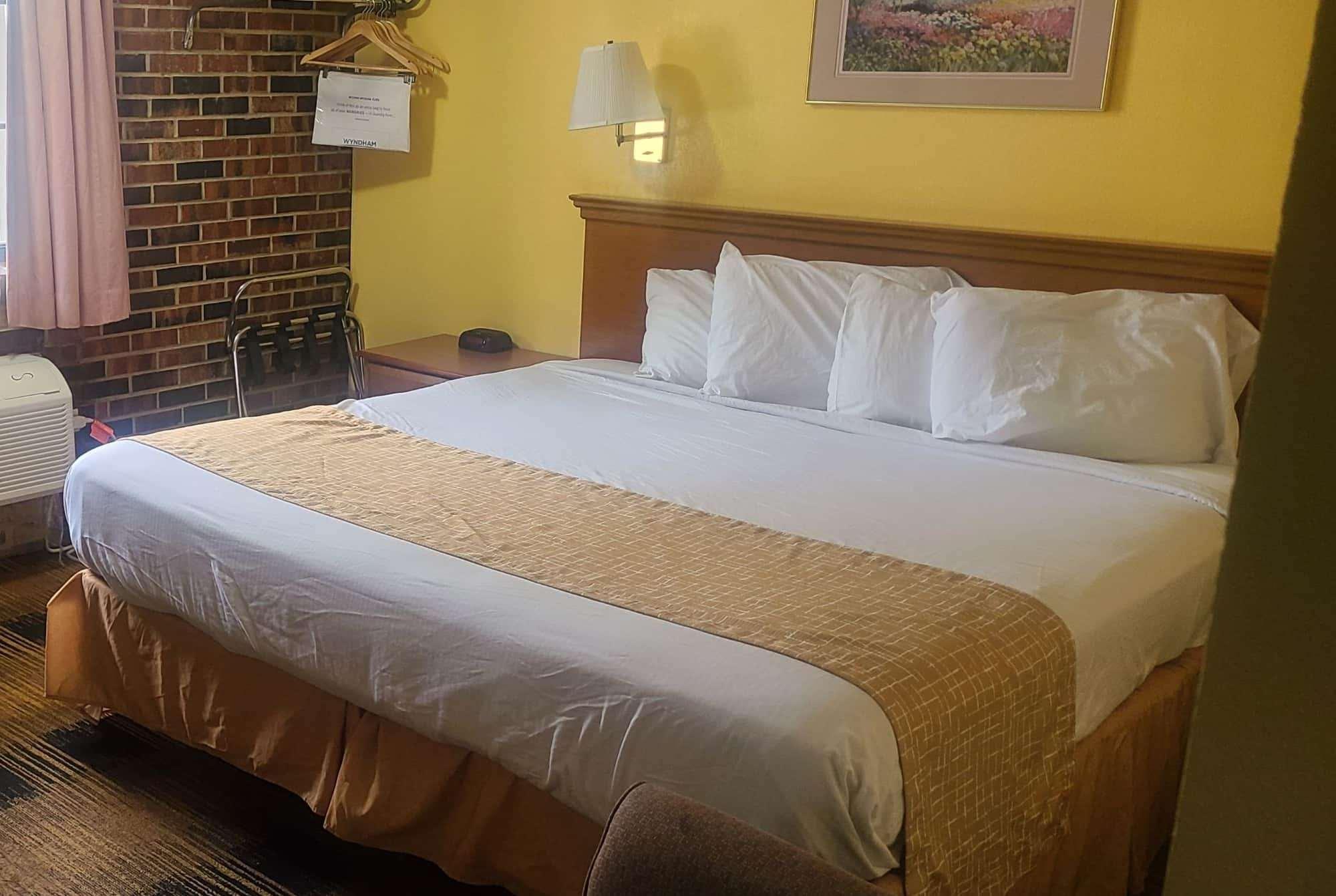 Travelodge By Wyndham Airport Platte City Екстериор снимка